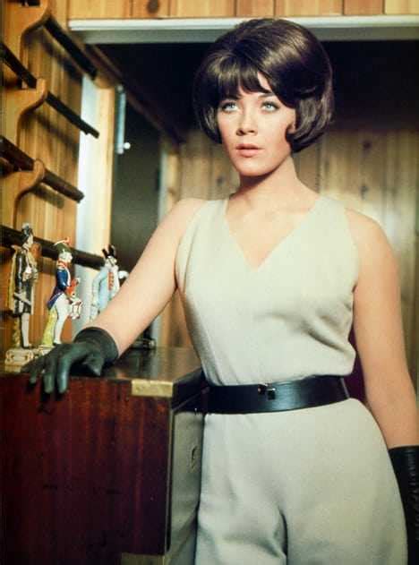 linda thorson naked